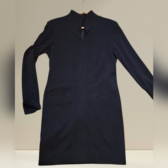 Oscar de la Renta 1990s Black Lbd Wool Shift Dress | Like New| Size 6 Vintage - Picture 8 of 15